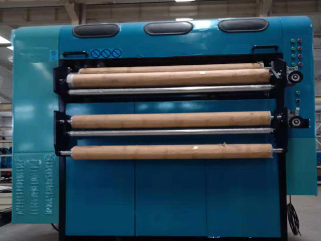 Single-knife cutting machine