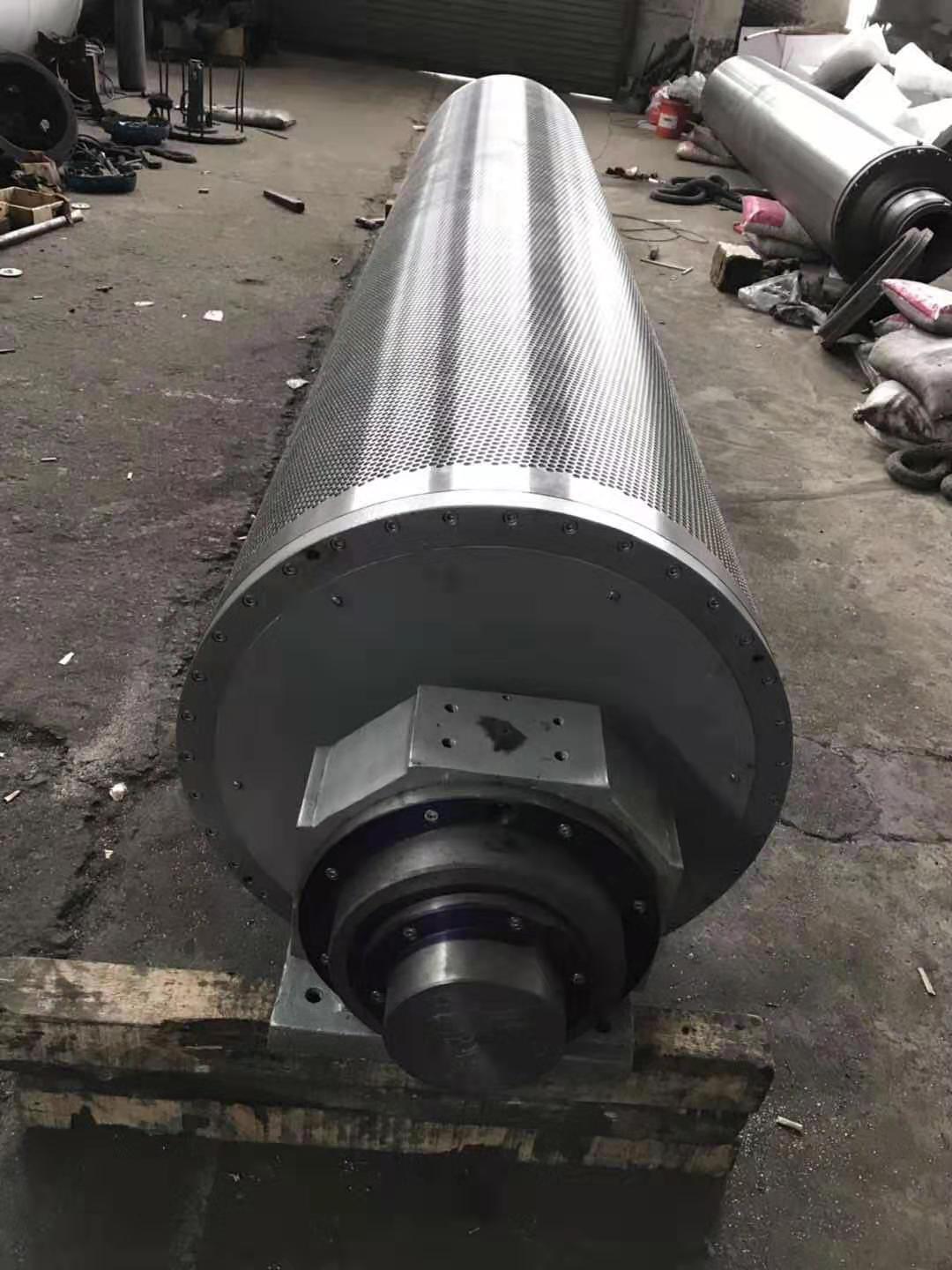 Blind Press Roll
