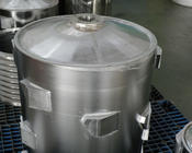 What are the piping configurations of the pulp screen basket and rotor?