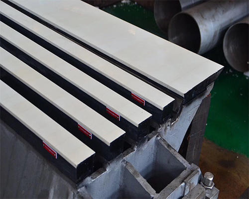 Vacuum box